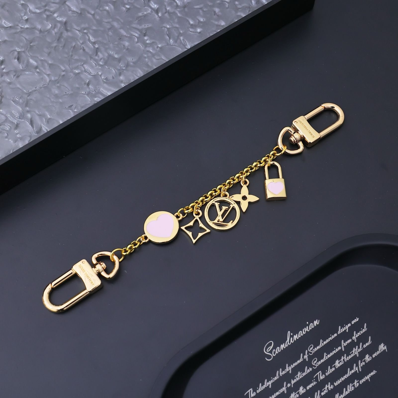 lock Bag Charm/ keychain - Image 3 of 4